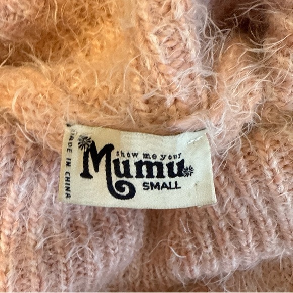 Show me your Mumu Fatima Turtleneck Sweater Size Small Pink Oversized Fuzzy Cozy - Picture 6 of 10